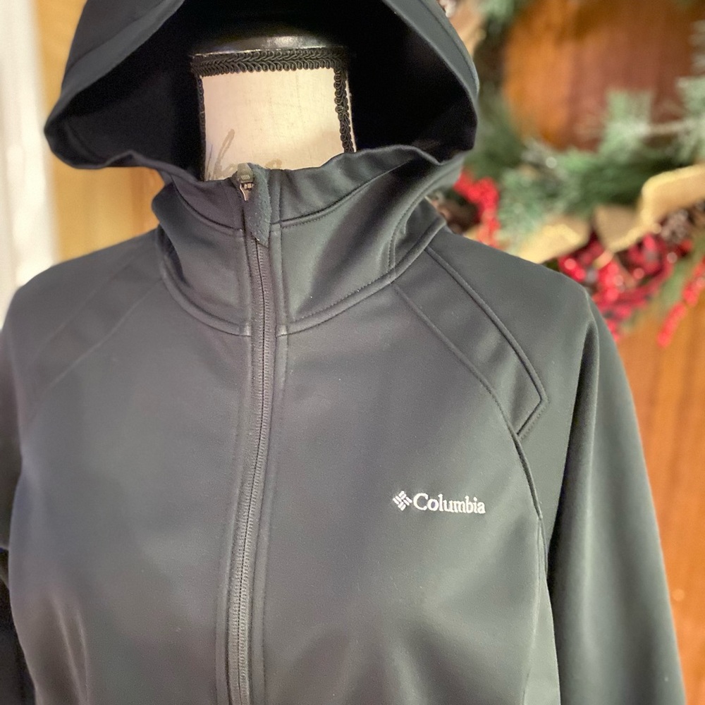 Active Water Resistant Jacket - image 4